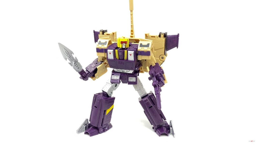 Transformers Legacy Blitzwing First Look In Hand Image  (20 of 61)